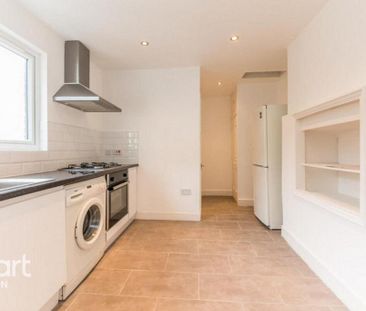 2 bedroom maisonette to rent - Photo 2