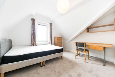 B Delph Lane, Woodhouse, Leeds - Photo 4