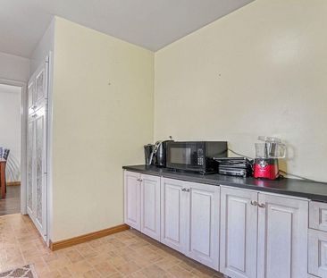 For Lease - 314 Strathcona Drive, Burlington, Ontario - Photo 3
