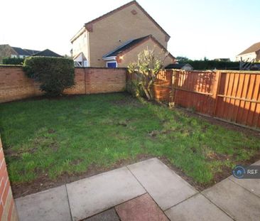 3 bedroom end of terrace house to rent - Photo 1