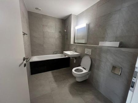 Joli appartement de 2.5 pièces au 1er étage avec balcon - D104 - Photo 2