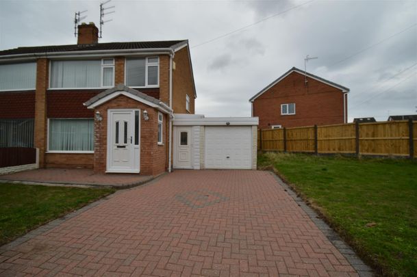 Holmlands Drive, Prenton, CH43 - Photo 1