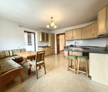 Gepflegte 3-Zimmer-Wohnung mit Balkon und Garage - Photo 3