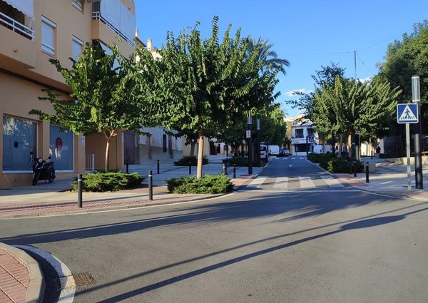 Se alquila apartamento en L’Alfas del Pi