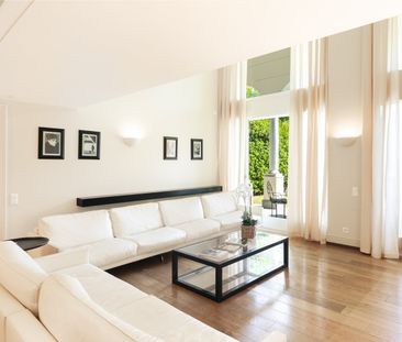 COLLINA D'ORO - LUSSUOSO DUPLEX ARREDATO CON GIARDINO, SERVIZI ALBE... - Photo 4