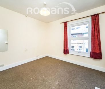 2 bedroom property to rent - Photo 1