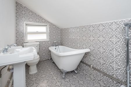 1 Bed Flat, Caedmon Road, N7 - Photo 4