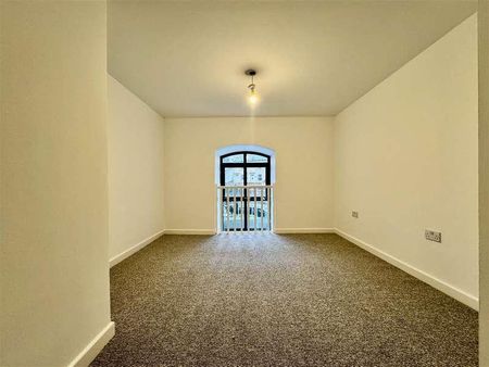 Bridge End, Brighouse, HD6 - Photo 3