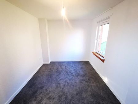 2 bedroom maisonette to rent - Photo 3