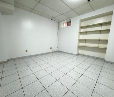 For Lease - 3265 Aubrey Road Unit# LOWER, Mississauga, Ontario - Photo 3