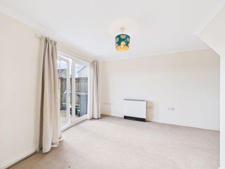 3 bedroom end of terrace house to rent - Photo 3