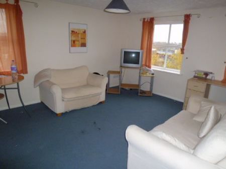 Drapers Fields, Canal Basin, Coventry, West Midlands, CV1 - Photo 2