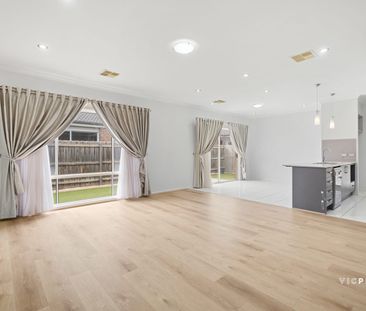 Fantastic Family Home in Truganina – Perfect for Comfortable Family... - Photo 1