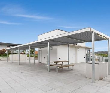 Beautifully Appointed One-Bedroom Home in Quayside! - Photo 3