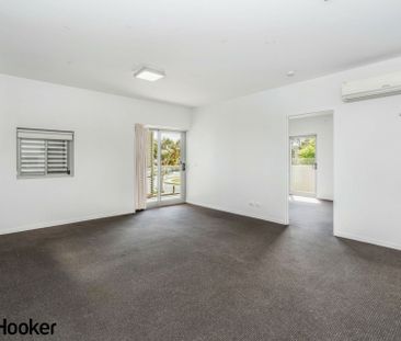 Get in quick - Photo 1