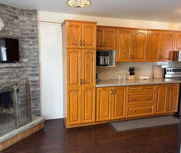 For Lease - 30 Thatcher Court Unit# Upper, Brampton, Ontario - Photo 2