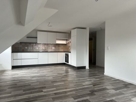 Bassecourt, nice recently renovated 2.5 room apartment on the 2nd floor - Photo 3