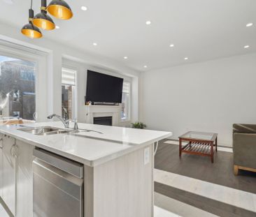 For Lease - 699 Newlove Street, Innisfil, Ontario - Photo 4