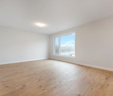 For Lease - 1126 Creekway Private, Kanata, Ontario - Photo 1