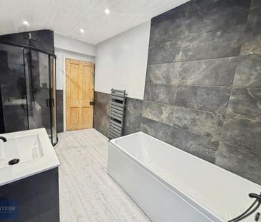 2 bedroom terraced house to rent - Photo 3