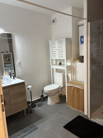 Location Appartement 2 pièces 47m² TOURCOING 59200 - Photo 4