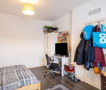 Market Street, Loughborough - Photo 3