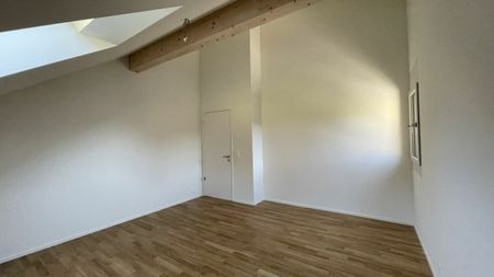 Première location appartement de 3,5 pièces mansardé gauche - Photo 3