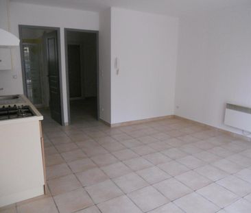 Location Appartement 2 pièces 33m² MARIGNANE 13700 - Photo 4