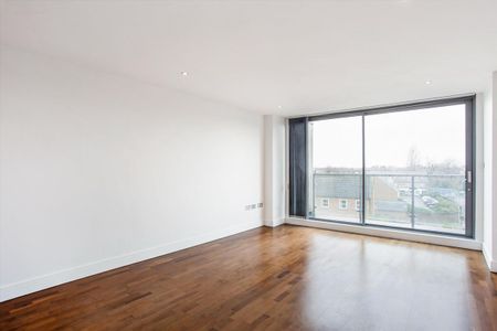 A bright and well-presented two bedroom flat in Qube Court, Balham SW12. - Photo 4