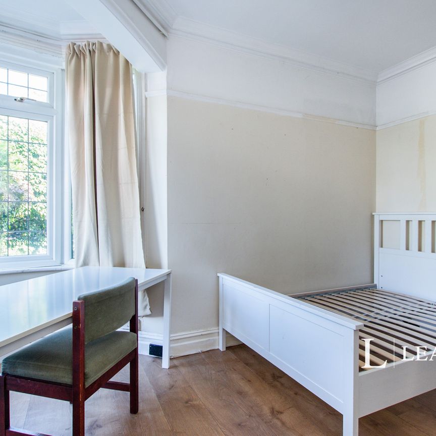 6 bedroom detached to rent Fitzharris Avenue, Bournemouth - Photo 1