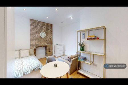 Studio to rent - Photo 3