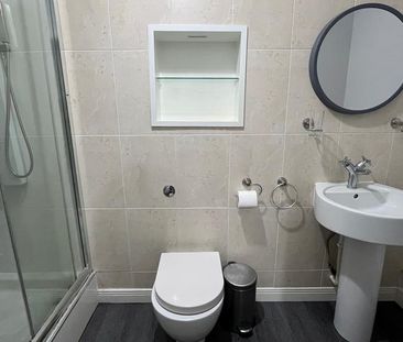 1 bedroom flat to rent - Photo 6