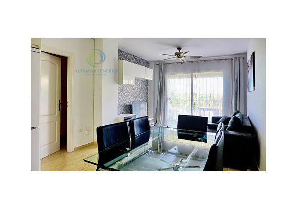Apartamento con terraza grande en La Pineda