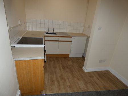 1 bed Apartment - To Let - Photo 3