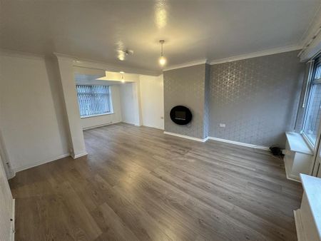 3 bedroom terraced house to rent - Photo 5