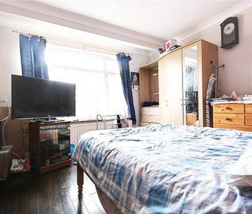 4 bedroom terraced house to rent - Photo 5