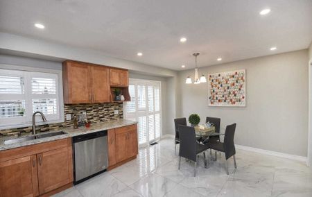 For Lease - 33 Holloway Road, Markham, Ontario - Photo 5