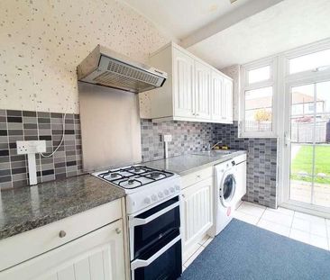 Oaklands Avenue, N9 - Photo 3