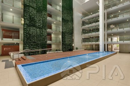 Modern 2 Bedroom Apartment Close to Station for Lease NOW!! - Photo 3