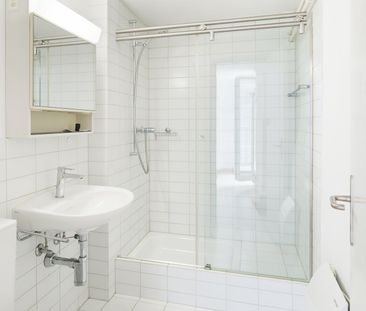 "Helle und charmante 2.5 Zimmer-Wohnung im Herzen der Altstadt" - Photo 1