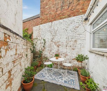 1 bedroom in a house share to rent - Photo 6