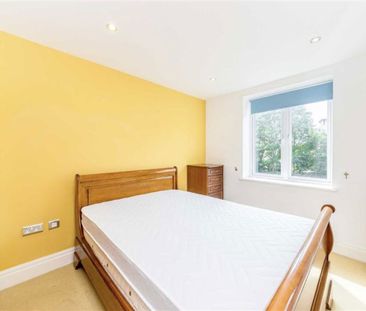 Strand Drive, TW9, London - Photo 3