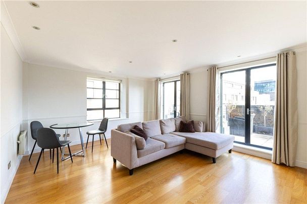 3 bedroom flat to rent - Photo 1