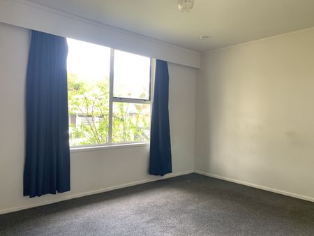 Three-Bedroom Home in Totara Park - Photo 2
