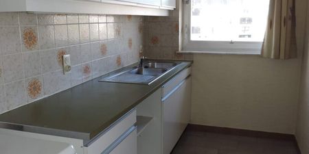 Appartement te huur in Roeselare voor € 595 met 2 slaapkamers - Photo 2