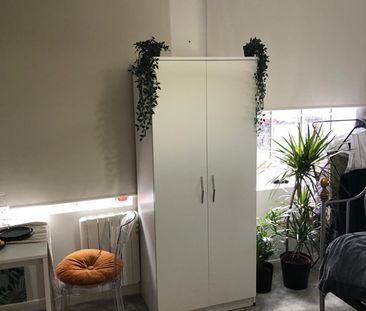 Studio Flat, Robert Street, CR0 - Photo 3