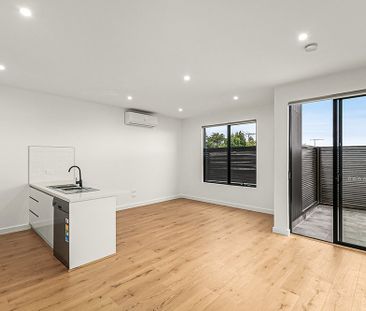 Brand New Contemporary Style just off Keilor Road - Photo 2