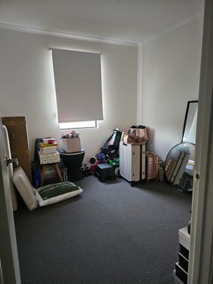 Mawson Lakes - Photo 1