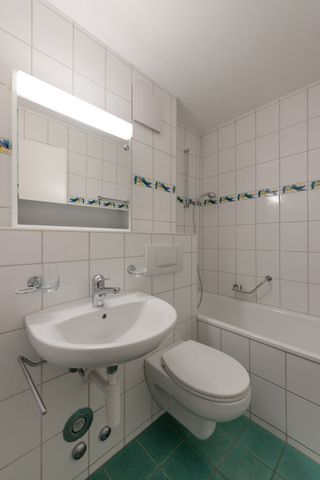 Helle 3.5-Zimmer-Wohnung mit Balkon in ruhiger Lage in Kehrsatz - Photo 3