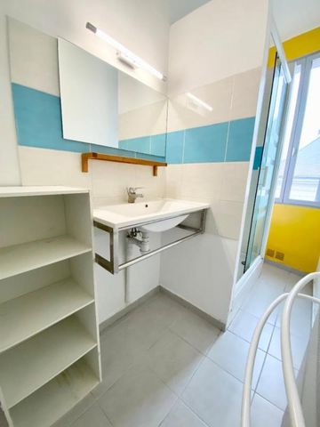 Location Appartement 2 pièces 53m² TOURS 37100 - Photo 4